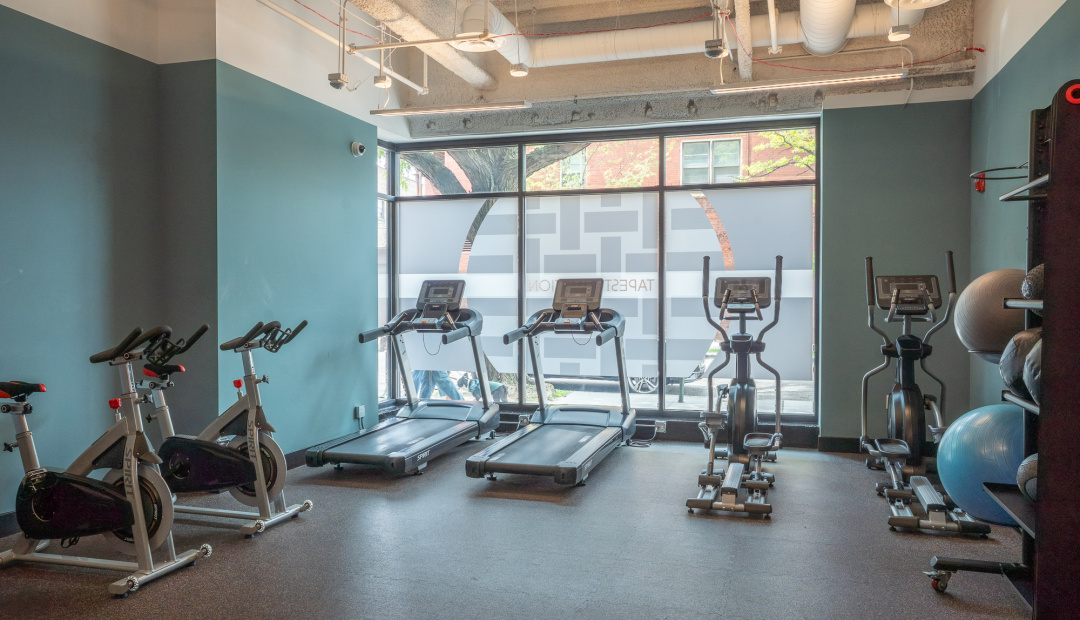 FITNESS CENTER (2)
