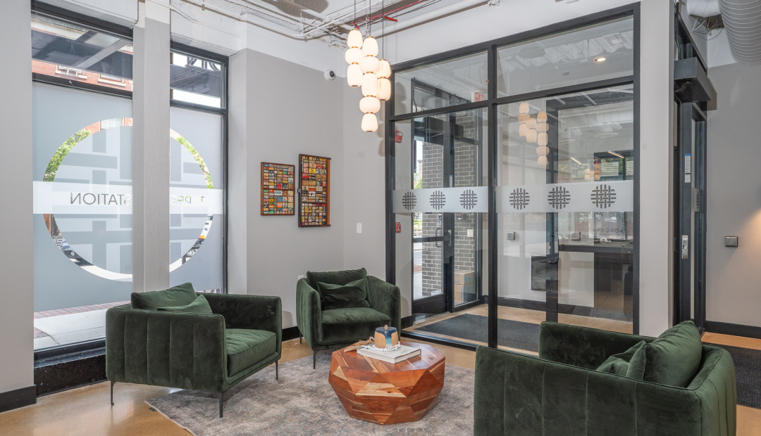 LOBBY (7)